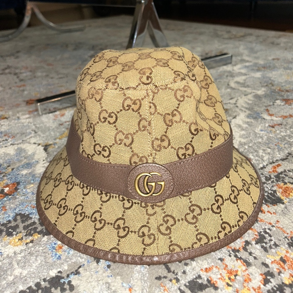 GUCCI BUCKET HAT